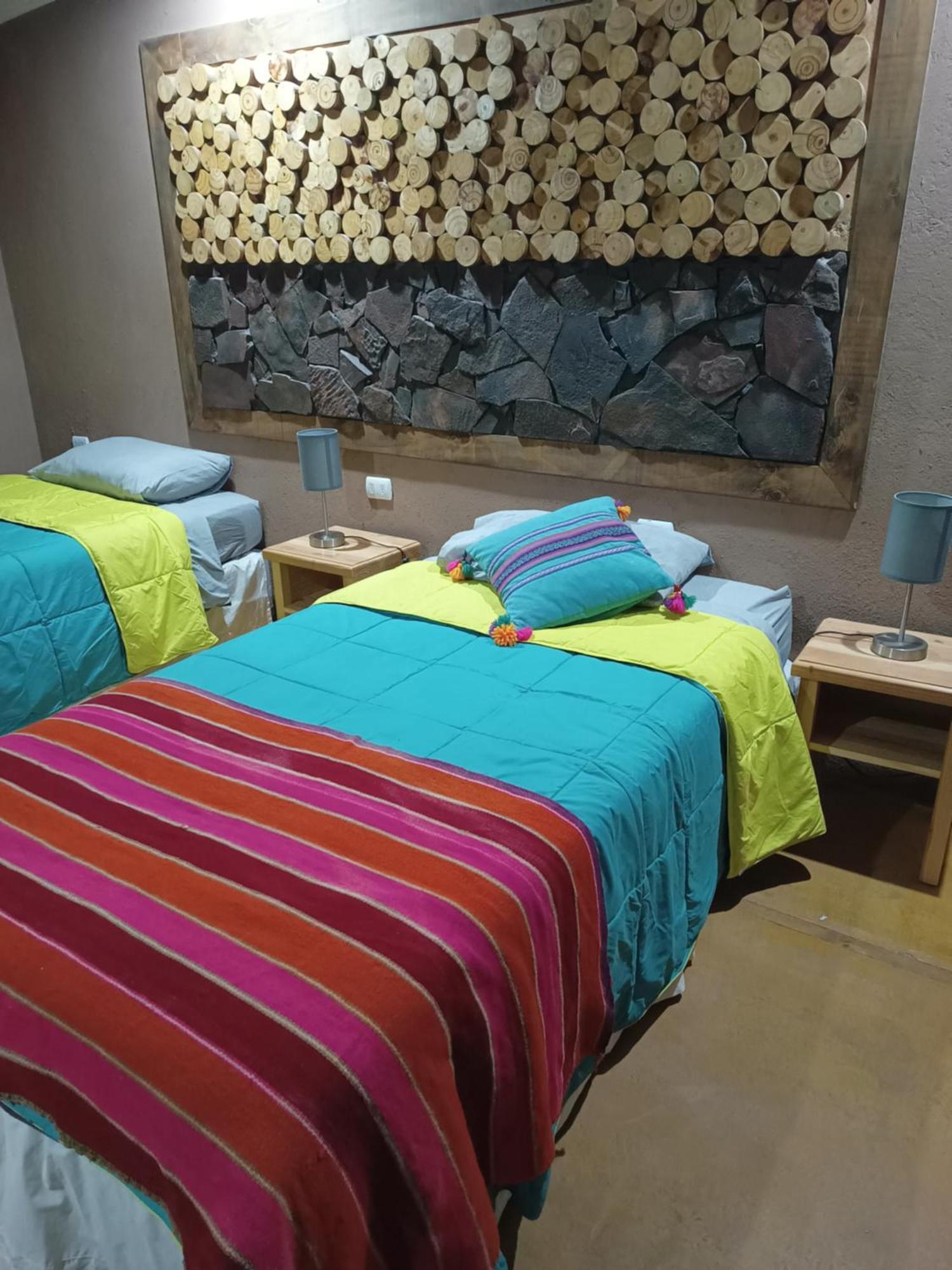 Tiunur Lodge Solor Bagian luar foto