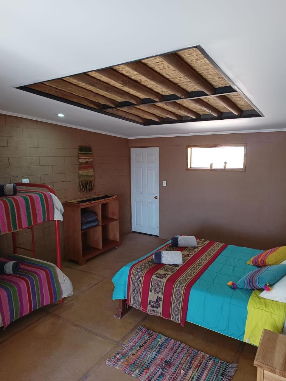 Tiunur Lodge Solor Bagian luar foto