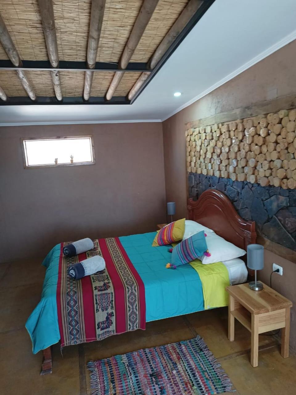 Tiunur Lodge Solor Bagian luar foto